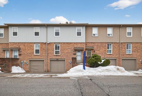 Photo 1 at 86 - 201 Alexmuir Boulevard, Agincourt North, Toronto
