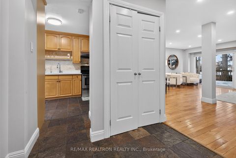 Photo 4 at 86 - 201 Alexmuir Boulevard, Agincourt North, Toronto