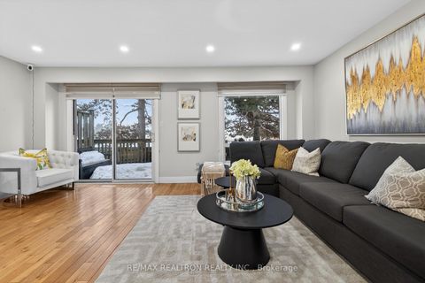 Photo 10 at 86 - 201 Alexmuir Boulevard, Agincourt North, Toronto