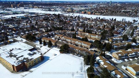 Photo 40 at 86 - 201 Alexmuir Boulevard, Agincourt North, Toronto