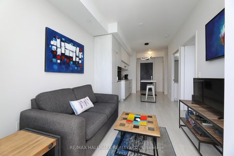 Photo 9 at 5009 - 8 Eglinton Avenue E, Mount Pleasant West, Toronto