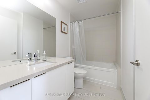 Photo 13 at 5009 - 8 Eglinton Avenue E, Mount Pleasant West, Toronto