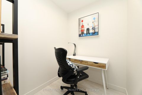 Photo 14 at 5009 - 8 Eglinton Avenue E, Mount Pleasant West, Toronto