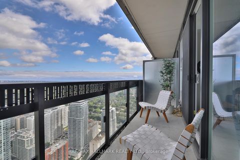 Photo 17 at 5009 - 8 Eglinton Avenue E, Mount Pleasant West, Toronto