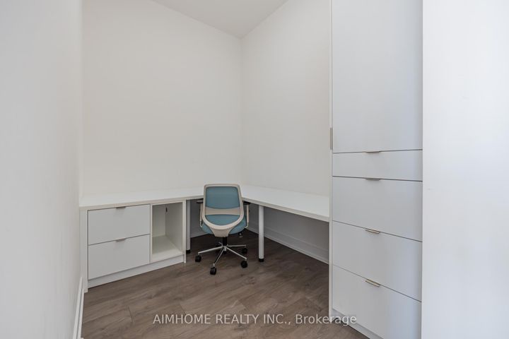 Photo 8 at 1528 - 25 Adra Grado Way, Bayview Village, Toronto