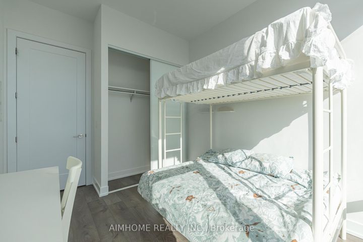 Photo 17 at 1528 - 25 Adra Grado Way, Bayview Village, Toronto
