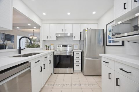 Photo 16 at 1514 - 268 Ridley Boulevard, Nortown, Toronto