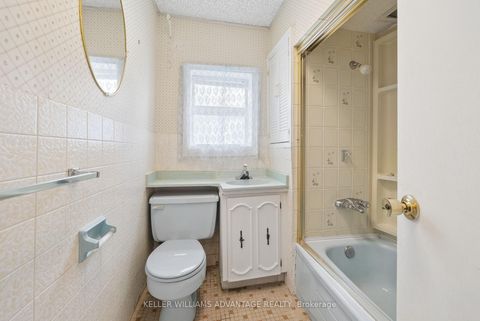 Photo 20 at 132 Ivy Avenue, South Riverdale, Toronto