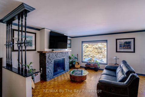 Photo 3 at 247 SIMCOE Street, Stayner, Clearview