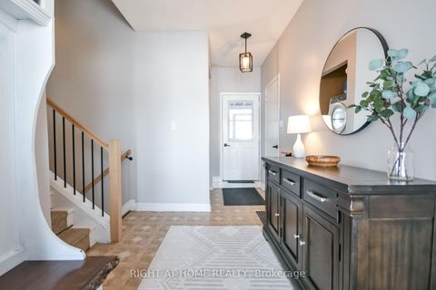 Photo 3 at 261 Crawford Street, Ardagh, Barrie