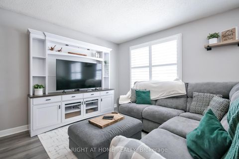 Photo 11 at 261 Crawford Street, Ardagh, Barrie