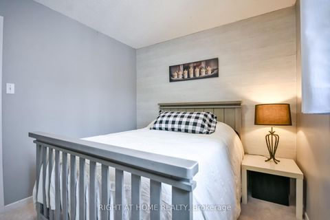 Photo 27 at 261 Crawford Street, Ardagh, Barrie