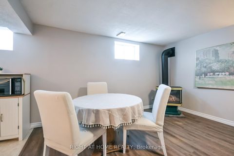 Photo 34 at 261 Crawford Street, Ardagh, Barrie