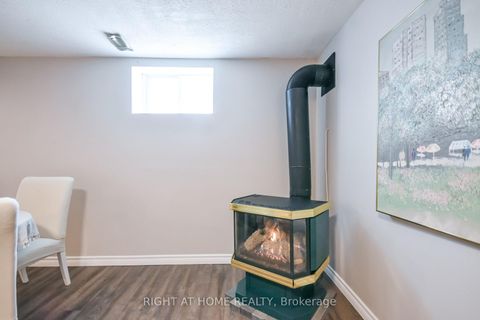 Photo 35 at 261 Crawford Street, Ardagh, Barrie