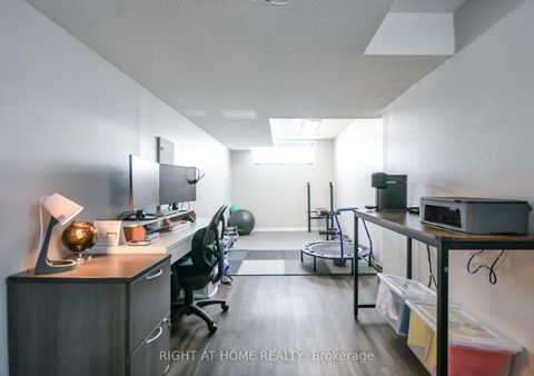 Photo 41 at 261 Crawford Street, Ardagh, Barrie