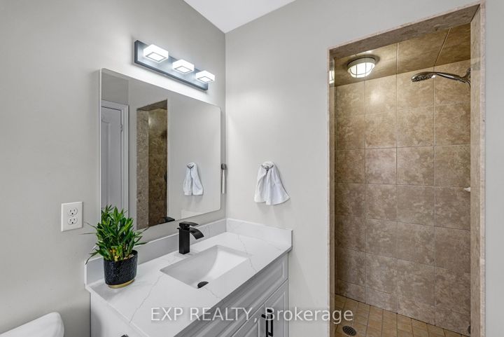 Photo 19 at 565 Foxcroft Boulevard, Wyndham, Newmarket