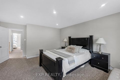 Photo 17 at 565 Foxcroft Boulevard, Wyndham, Newmarket