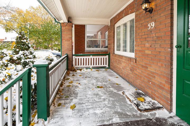 Photo 3 at 59 Ostend Avenue, Swansea, Toronto
