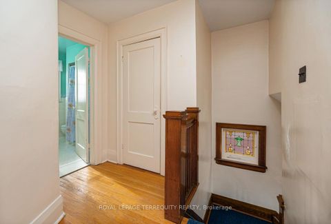 Photo 14 at 59 Ostend Avenue, Swansea, Toronto