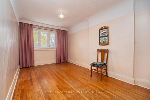 Photo 17 at 59 Ostend Avenue, Swansea, Toronto