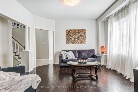 Photo 15 at 2 Laurelbank Crescent, Keswick North, Georgina