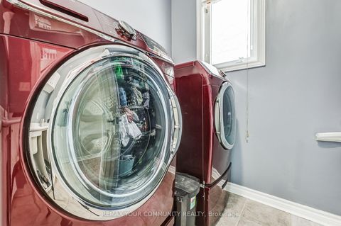 Photo 24 at 2 Laurelbank Crescent, Keswick North, Georgina