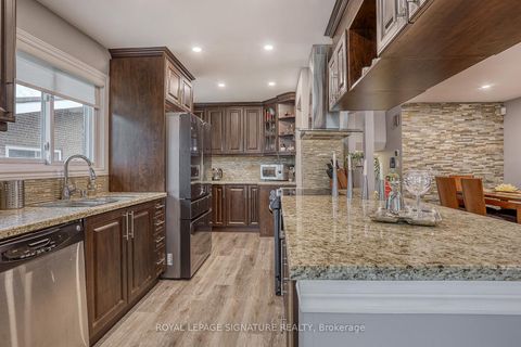 Photo 3 at 270 Roywood Drive, Donalda, Toronto