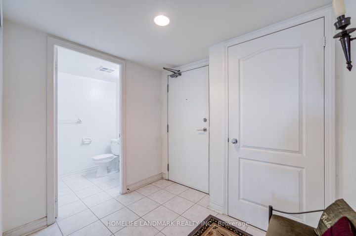 Photo 9 at 712 - 2 Rean Drive, Bayview Village, Toronto