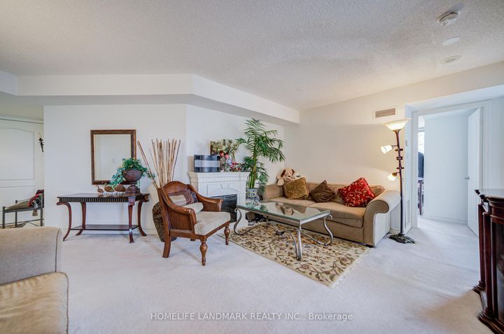 Photo 14 at 712 - 2 Rean Drive, Bayview Village, Toronto