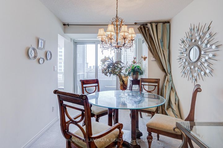 Photo 18 at 712 - 2 Rean Drive, Bayview Village, Toronto