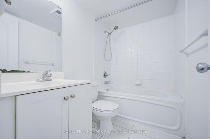 Photo 26 at 712 - 2 Rean Drive, Bayview Village, Toronto
