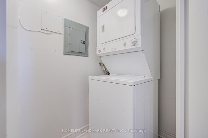 Photo 30 at 712 - 2 Rean Drive, Bayview Village, Toronto