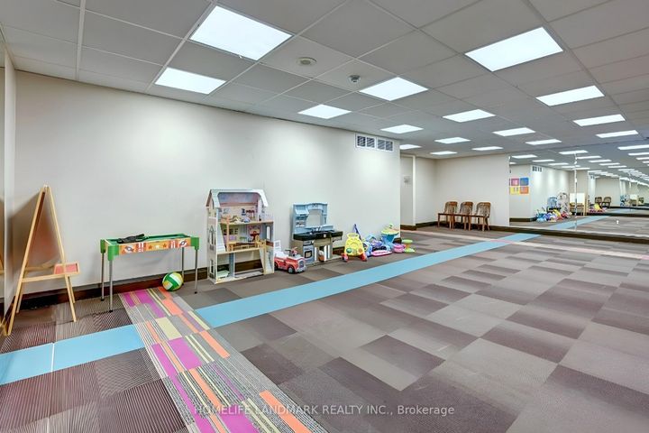 Photo 46 at 712 - 2 Rean Drive, Bayview Village, Toronto