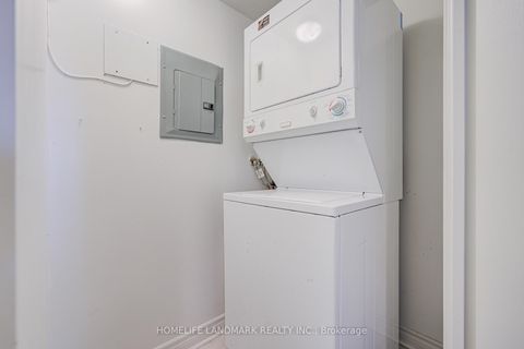 Photo 30 at 712 - 2 Rean Drive, Bayview Village, Toronto