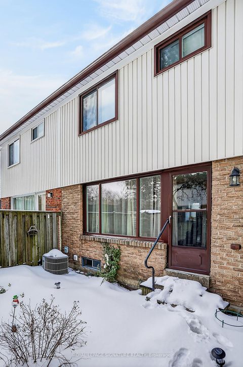 Photo 32 at 3 Early Appleway, Donalda, Toronto