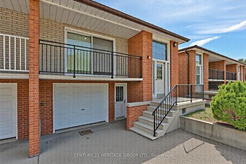 Photo 1 at 107 Hazelnut Crescent, Pleasant View, Toronto