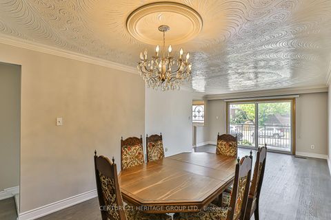 Photo 7 at 107 Hazelnut Crescent, Pleasant View, Toronto