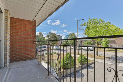 Photo 8 at 107 Hazelnut Crescent, Pleasant View, Toronto