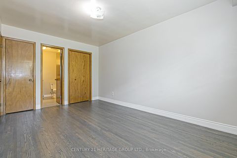 Photo 14 at 107 Hazelnut Crescent, Pleasant View, Toronto