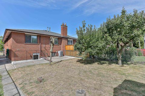 Photo 28 at 107 Hazelnut Crescent, Pleasant View, Toronto