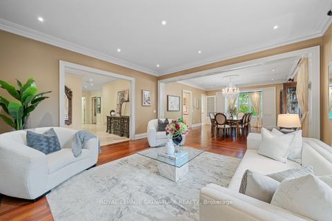 Photo 2 at 428 Glengrove Avenue, Nortown, Toronto