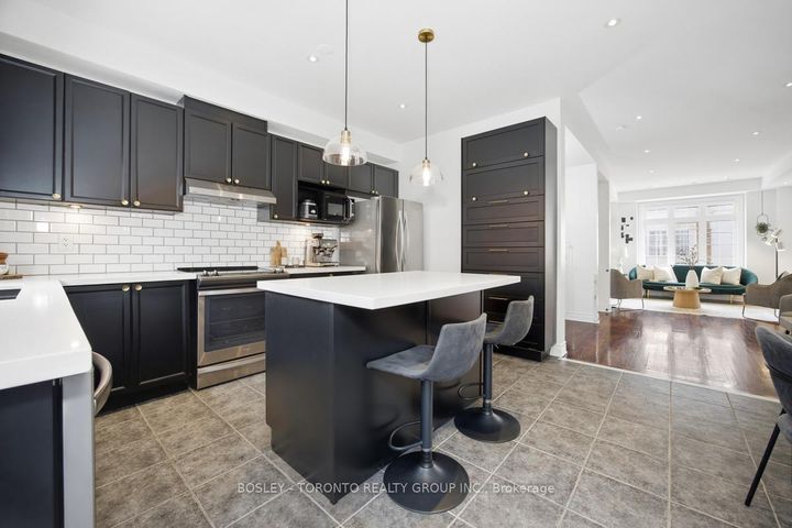 Photo 12 at 20 Isaac Devins Avenue, East Woodbridge, Vaughan