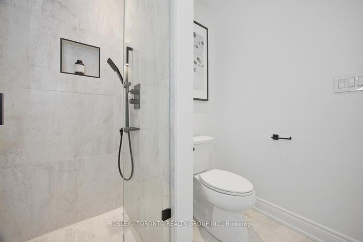 Photo 31 at 20 Isaac Devins Avenue, East Woodbridge, Vaughan