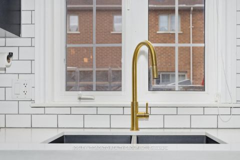 Photo 16 at 20 Isaac Devins Avenue, East Woodbridge, Vaughan