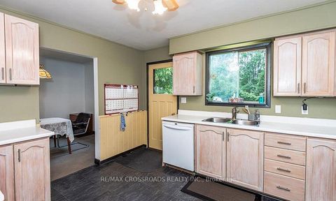 Photo 7 at 9910 Morning Glory Road, Pefferlaw, Georgina