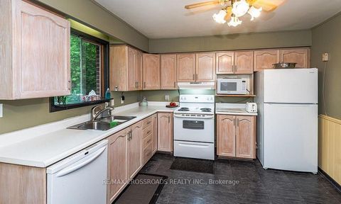 Photo 8 at 9910 Morning Glory Road, Pefferlaw, Georgina