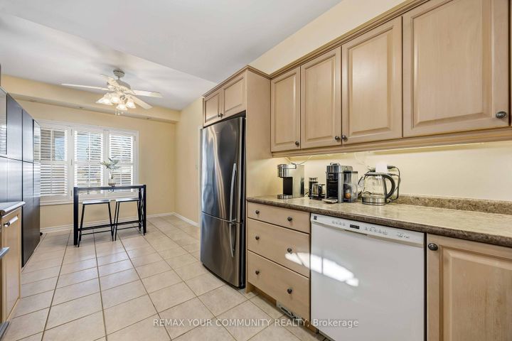 Photo 25 at 17 - 520 Silken Laumann Drive, Wyndham, Newmarket