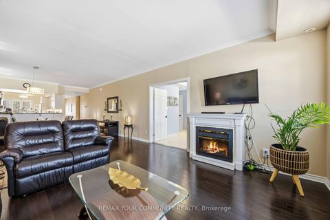 Photo 17 at 17 - 520 Silken Laumann Drive, Wyndham, Newmarket