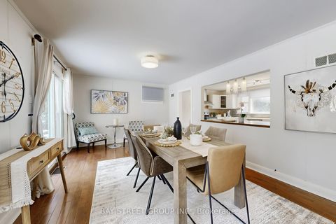 Photo 8 at 1011 Janette Street, Leslie Valley, Newmarket