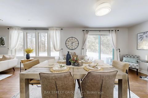 Photo 11 at 1011 Janette Street, Leslie Valley, Newmarket